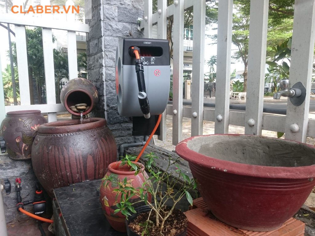 Hệ thống tưới nước tự động
