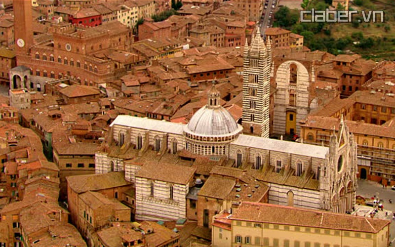kinh nghiem du lich y 35 Siena