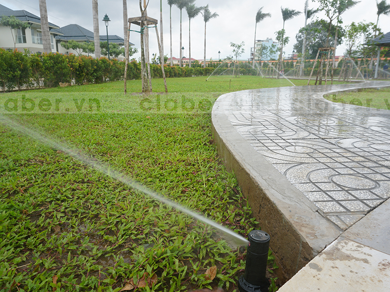 đầu tưới phun mưa tự xoay cỡ lớn