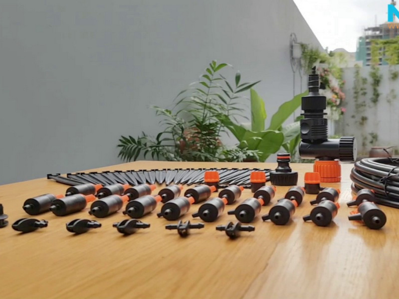 Thiết Bị Tưới Phun Mưa Giá Rẻ mua của ai tốt nhất