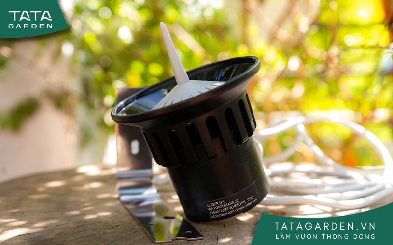 Một mẫu cảm biến mưa của nhà Claber