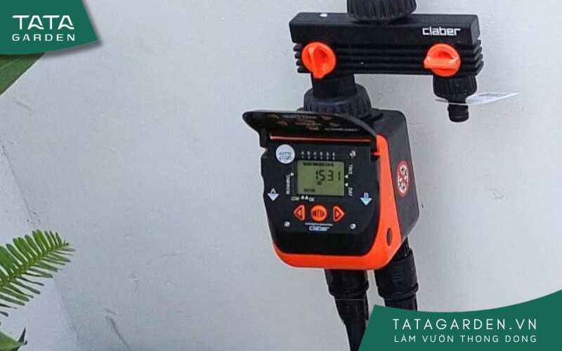 Timer 2 kênh tưới lắp đặt cho vườn mái