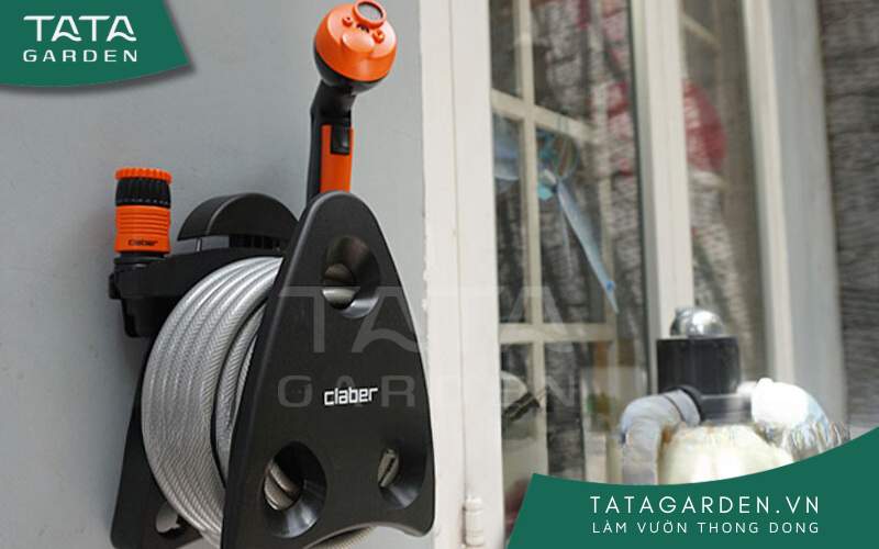 Cuộn vòi tưới cây ban công 9031 Claber