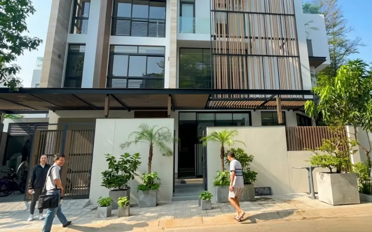 Hình ảnh khảo sát, đo đạc tại nhà khách