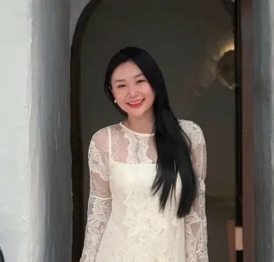 Lưu Tuyết Oanh