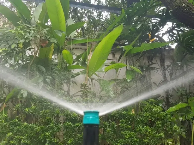 Lắp đặt hệ thống tưới tự động cho khu biệt thự cao cấp An Phú, đường Thảo Điền, Quận 2
