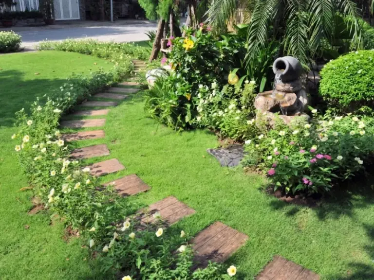 Lắp đặt hệ thống tưới tự động cho khuôn viên công ty Cảnh Quan Việt tại KDC Gia Hòa, Quận 9