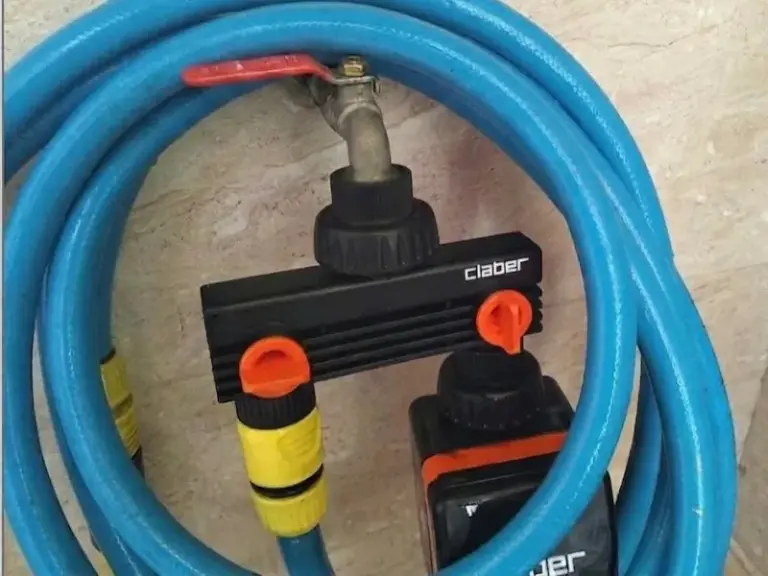 Lắp đặt hệ thống tưới cho bồn cây tầng trệt tại Long Bình Tân