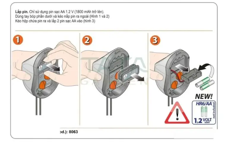 Lắp pin cho bộ timer hẹn giờ