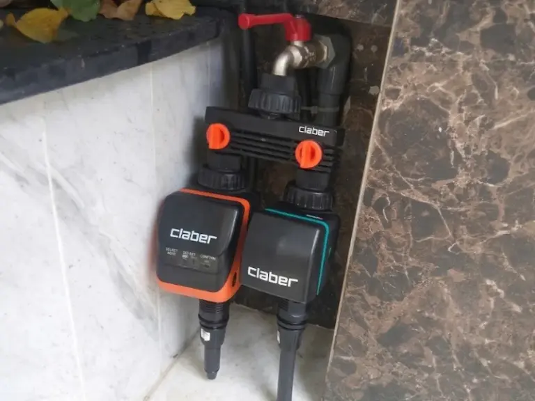 Bảo trì hệ thống tưới do béc tưới bị nghẹt cho khách hàng tại Quận 2